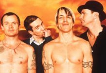 Red Hot Chili Peppers admite haber hecho playback en el Super Bowl
