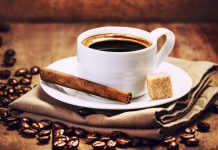 ¿Qué es la cafeína y qué nos produce?