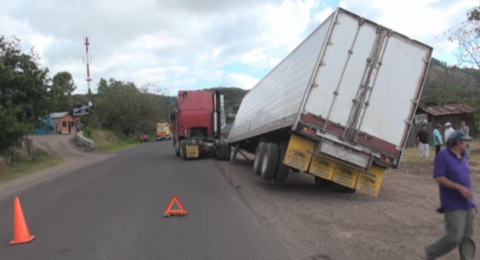images_SECCIONES_PAGINA_WEB_ULTIMA_HORA_2014_ENERO_DEL_06_DE_ENE_AL_10_Camion_frijolero-10012014
