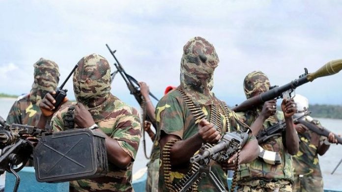 images_SECCIONES_PAGINA_WEB_ULTIMA_HORA_2014_ENERO_DEL_27_ENE_AL_31_nigeria-armado-27012014