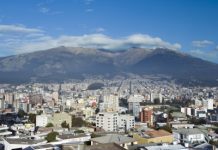 Sismo de 4,9 grados sacude provincia andina de Ecuador