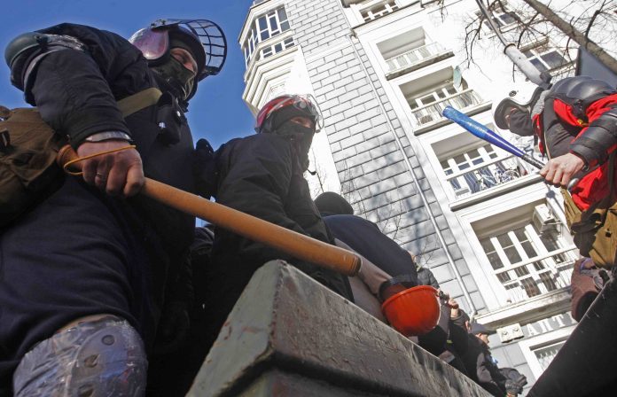 (7)UCRANIA-KIEV-SOCIEDAD-PROTESTA