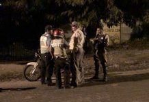 Se jetea y le peinan escopeta