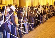 Cancillería rusa: Mercenarios armados del Sector Derecho se dirigen a Donetsk y Lugansk