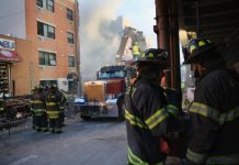 Sube a siete número de muertos por derrumbe de edificios en Nueva York