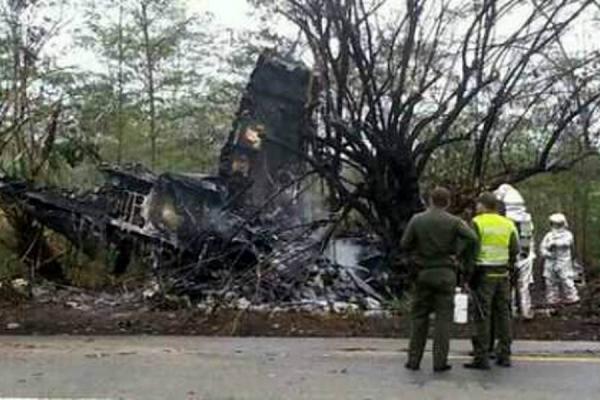 images_SECCIONES_PAGINA_WEB_ULTIMA_HORA_2014_MARZO_10_AL_16_avioneta-colombia-12032014