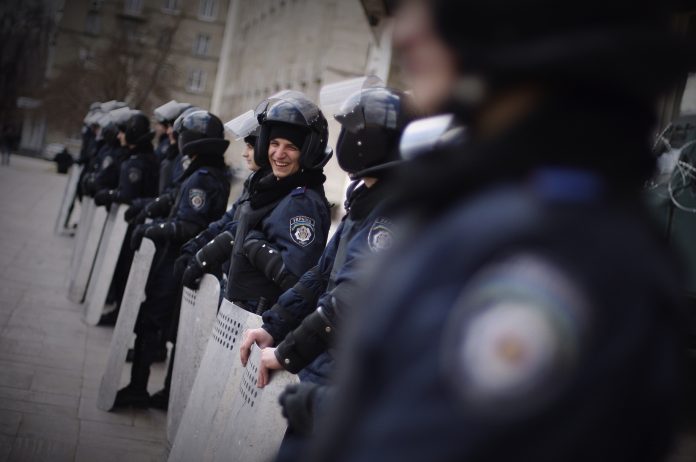 (5)UCRANIA-DONETSK-SOCIEDAD-PROTESTA