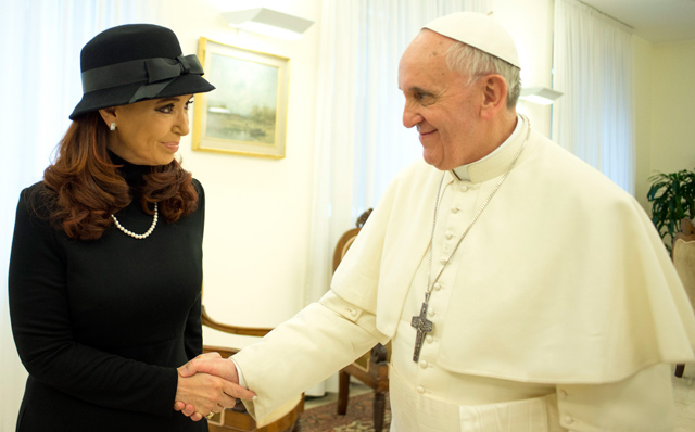 images_SECCIONES_PAGINA_WEB_ULTIMA_HORA_2014_MARZO_DEL_17_AL_23_PRESIDENTA_SUFRE17