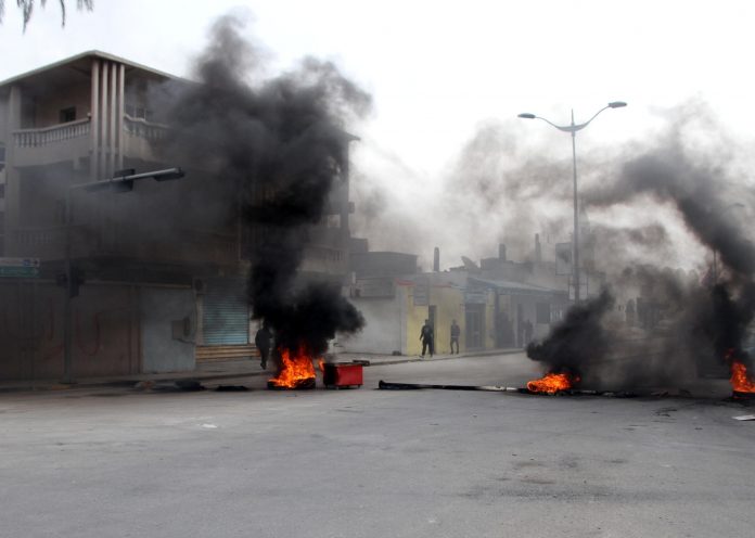 (2)LIBIA-TRIPOLI-SOCIEDAD-PROTESTA