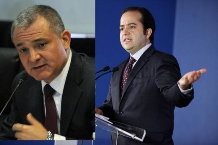 images_SECCIONES_PAGINA_WEB_ULTIMA_HORA_2014_MARZO_DEL_24_AL_30_Denuncian-exministros_mexicanos-24032014