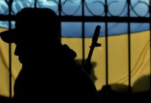 Kiev ordena a sus soldados que se retiren de Crimea
