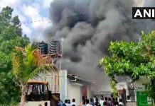india, incendio, fabrica,