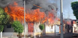 nicaragua, incendio, viviendas, managua, barrio santa ana,