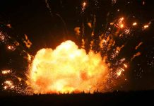 Serbia, Cacak, incendio, fábrica de municiones, explosiones,
