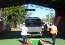 Continúan inspecciones al transporte escolar
