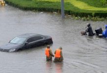 Al menos 75 personas desaparecieron en inundaciones en China