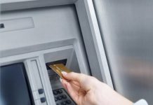 Japón: Delincuentes roban 13 millones de dólares de cajeros automáticos