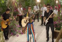 Juan Gabriel sorprende con cover de Creedence