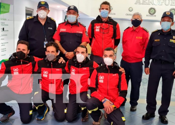 Nicaragua, Managua, Miembros de BUSF-España, rescate acuáticos, bomberos