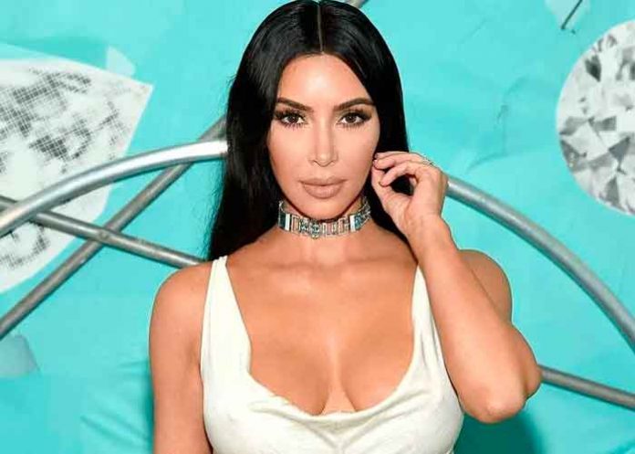 foto, instagram, la familia peluche, auto, kim kardashian, viral,