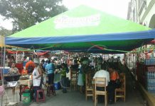 Ferias solidarias llevan alegria a los leoneses