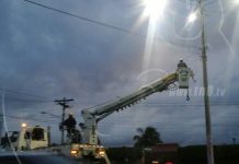 ENATREL instala luminarias en Carretera a Masaya