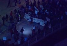 Estadounidenses protestan en Charlotte por cuarta noche