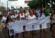 Familiares, amigos y vecinos de Xiomara Cruz marchan en la calles de Estelí