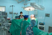 Managua: operan de hernia y atienden a niños con autismo