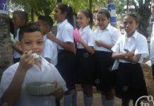 Recibe niñez nicaragüense merienda escolar