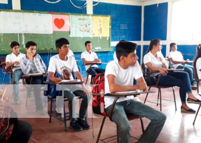 nicaragua, rio san juan , mined, estudiantes