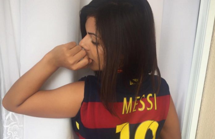 miss-bumbum-celebra-a-messi