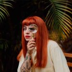 Conoce el emocionante nuevo material de Mon Laferte: “Se va la vida” musica, microdocumental, mon laferte, video, se va la vida,