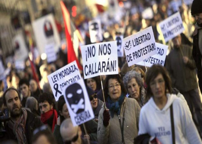 mordaza3