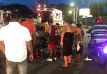 Motociclistas se accidentan en la rotonda El Güegüense