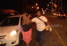 Motociclista atropella a señora por conducir a exceso de velocidad