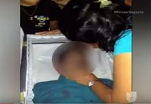 Insólito: hombre abre los ojos dentro del ataúd