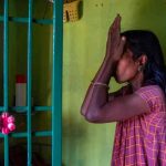 India: Mujer es obligada a caminar desnuda por una supuesta infidelidad india, mujer, sociedad, agresion,