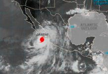 El huracán Newton toca tierra en la costa oeste de México (CNH)