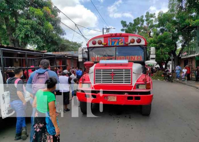nina nicaragua, managua, atropello, nina, bus, bomberos,