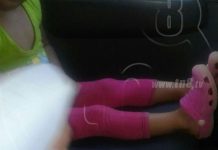 Buscan padres de niña que apareció en taxi