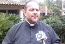 Padre Eslaquit aplaude candidatura de Rosario Murillo