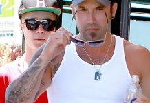Padre de Justin Bieber se compromete con su novia de 28 años