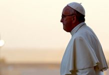 El Papa cancela discurso para orar por víctimas de sismo en Italia