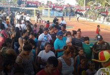 Remodelan cancha multiusos en barrio Pablo Úbeda