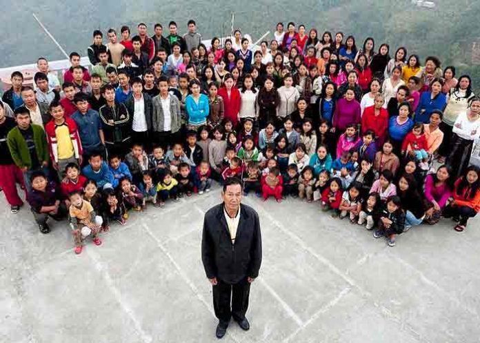 india, fallecimiento, familia, ziona chana,