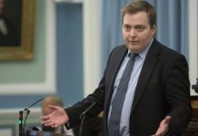 Puede disolverse el parlamento de Islandia por Panama Papers
