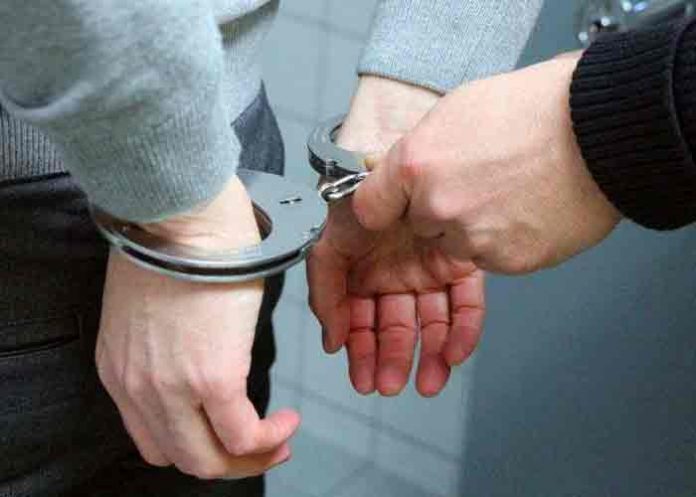 profesor-detenido- el salvador, profesor, pornografia infantil, justicia,