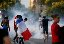 Disturbios en París tras cierre de ‘fan zone’ de la Eurocopa
