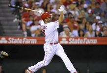 Angelinos ganan con jonrón de 3 carreras y Gigantes con doble de Posey